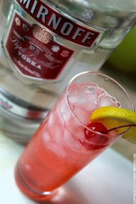 cocktail-smirnoff-vodka-cherry-collins